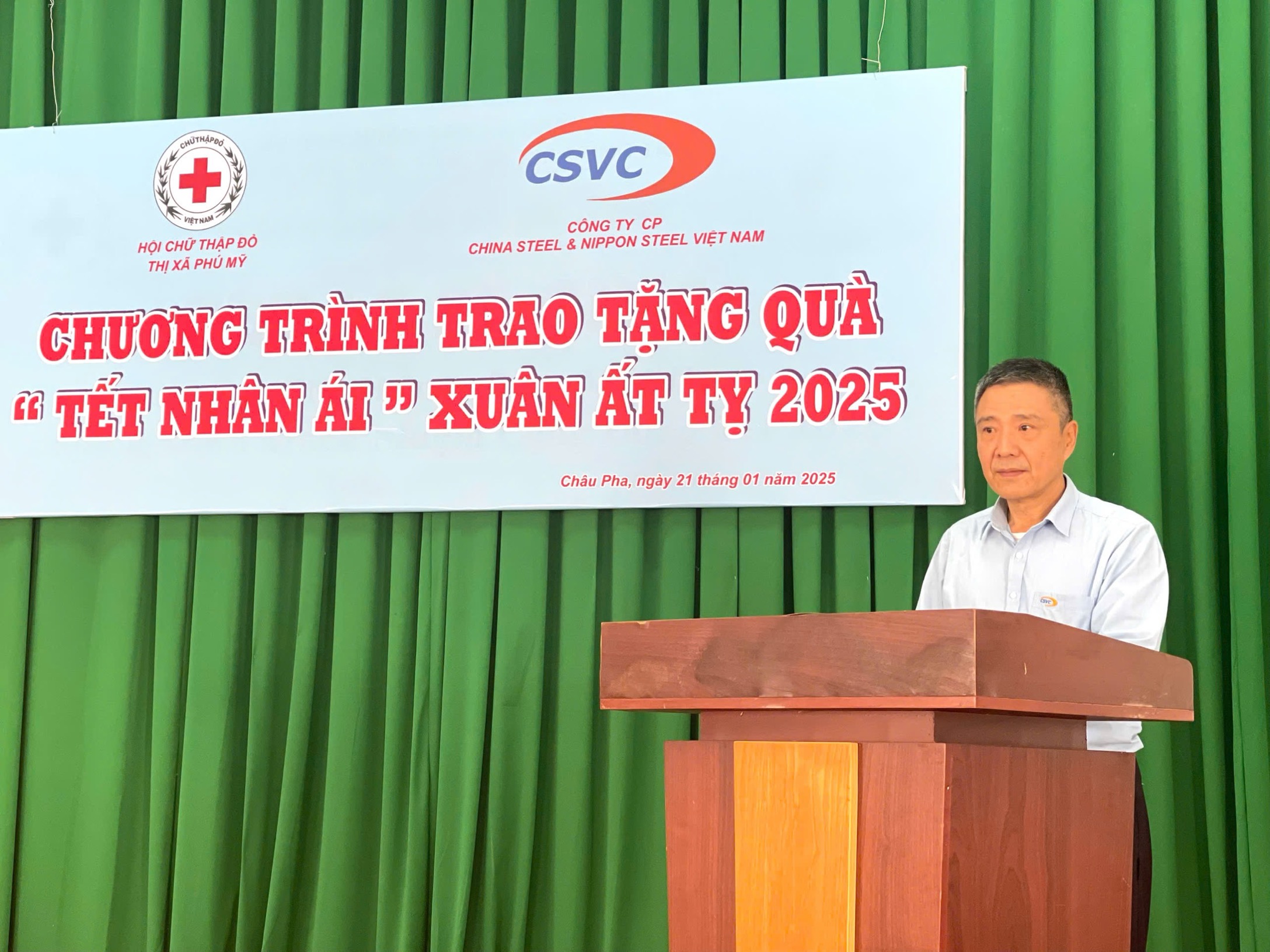CSVC Spreads Warmth in Lunar New Year 2025: Over 90 Tet Gift Packages Given to Underprivileged Families in Chau Pha commune, Phu My town.